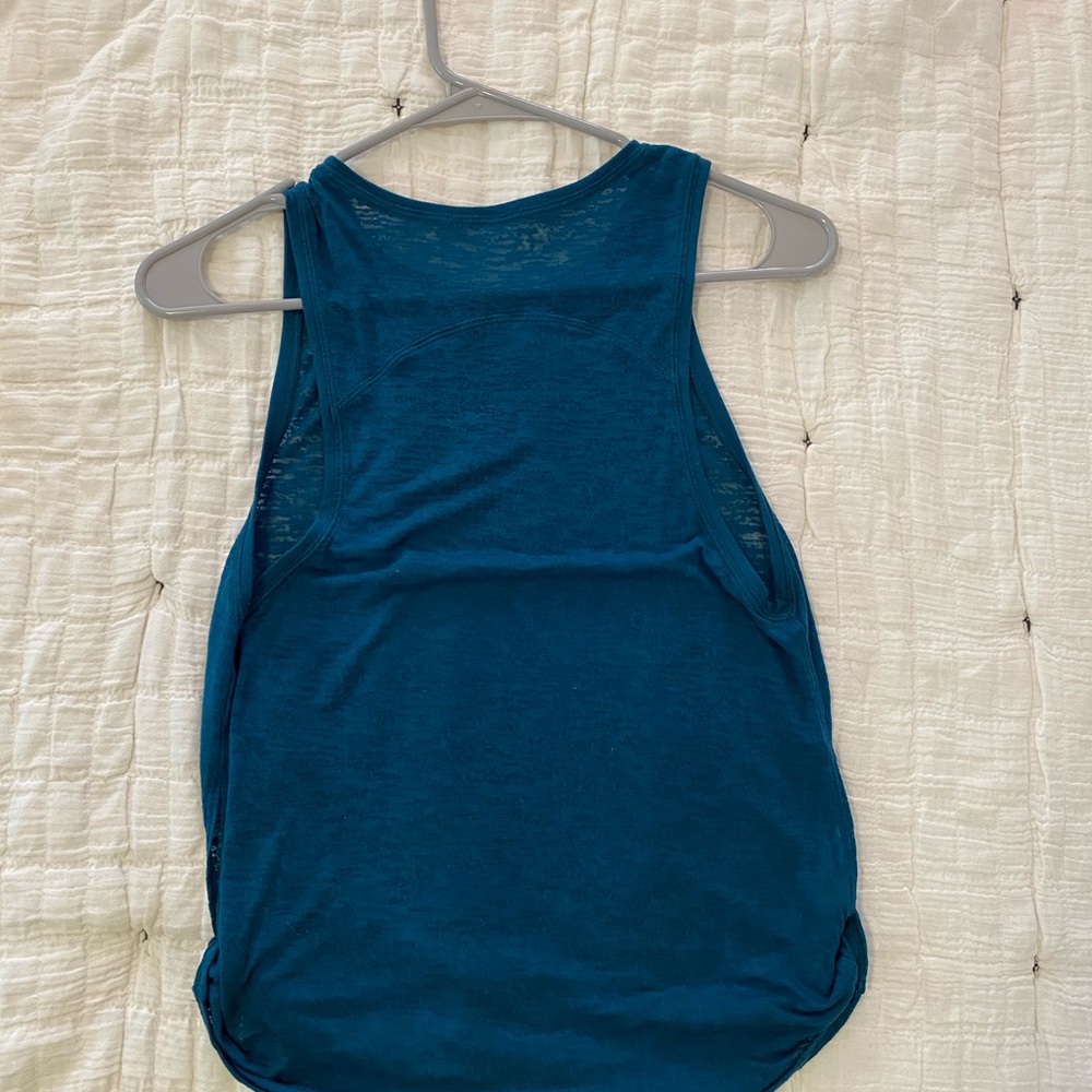 Lululemon tank top - Picture 3 of 3